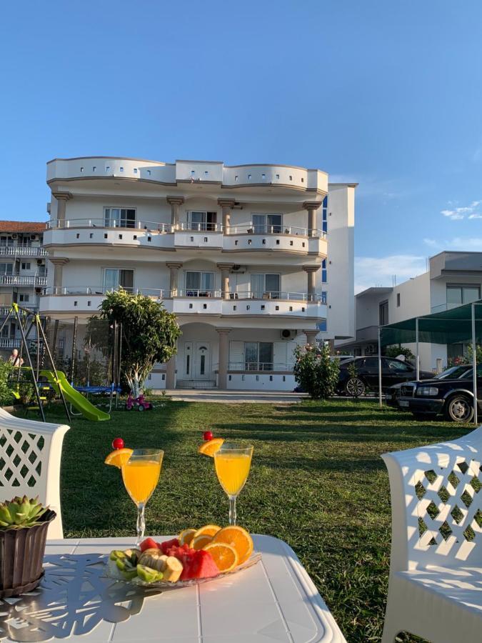Apartmens Xhenis Lux Ulcinj Exterior foto