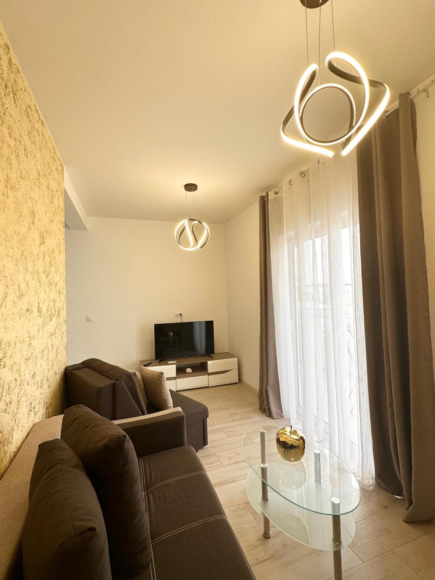Apartmens Xhenis Lux Ulcinj Exterior foto