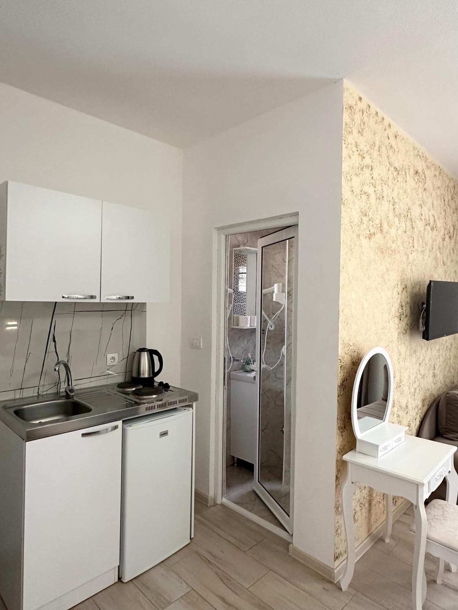 Apartmens Xhenis Lux Ulcinj Exterior foto