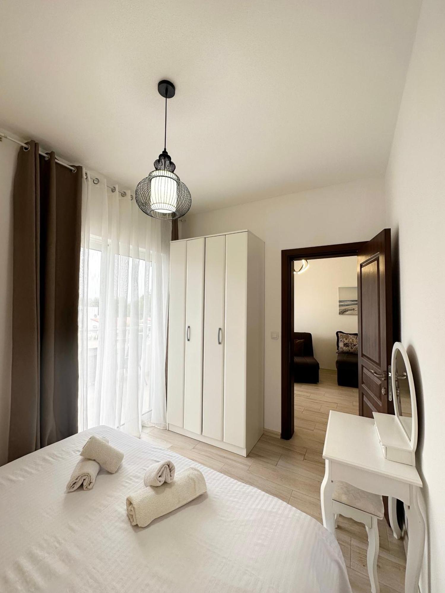 Apartmens Xhenis Lux Ulcinj Exterior foto